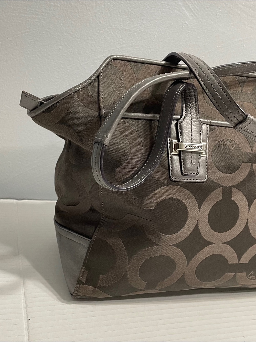 Signature COACH Taylor Op Art Alexis Carry-All Tote Bag F25501 - Picture 9 of 16